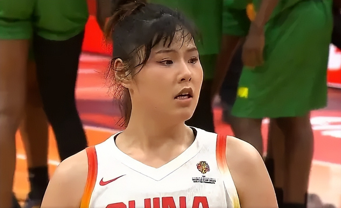 星空体育官网-女篮内线展最佳效果！李月汝统治攻守，韩旭稳得分，张子宇再进步|中国女篮|马里女篮|篮板|比赛|球队_新浪体育_新浪新闻